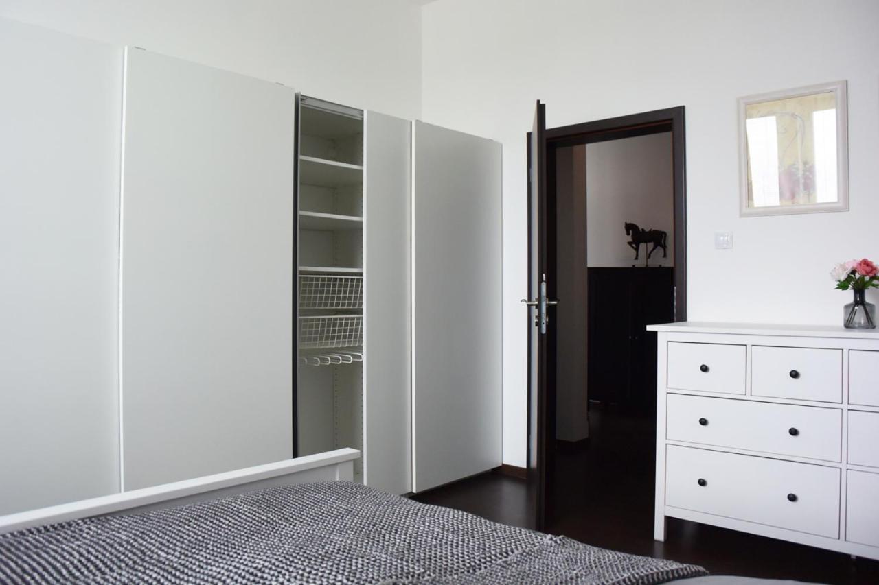 Apartman Dc2 Apartment Decin Bagian luar foto